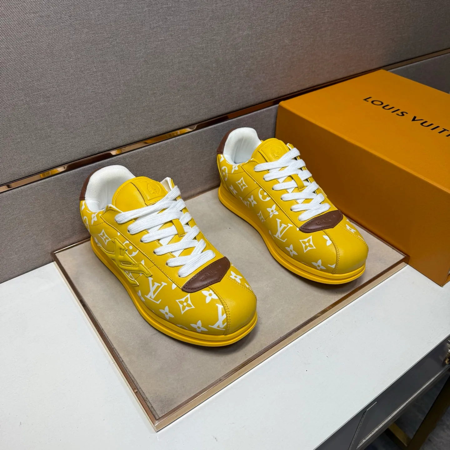 Men's men's shoes 💰pp560 [LV～] Men's casual shoes 2025z cabinet sales simultaneously 🔶Size: 38-44 #️⃣ 🔷5 colors🔜The upper is made of multi-material splicing➕Mesh lining, comfortable and breathable, sole: original comfortable and wear-resistant outsole, ⚠️real thing📱photographed🎬real thing is better📢📢📢